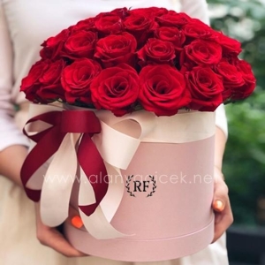 Manavgat Çiçek - Pembe Kutuda 21 Gül