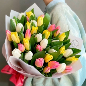  Manavgat Çiçekçilik - 35 Lale Buketi